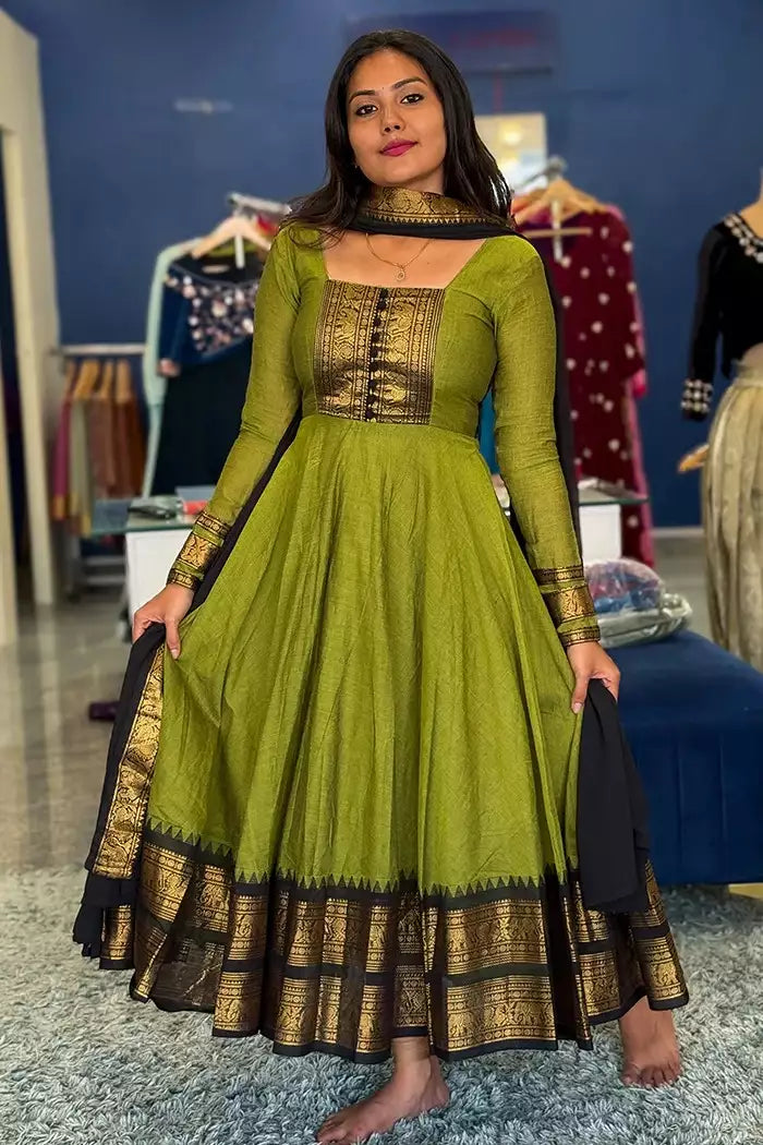 Vichitra Maxi Kurti with Jacquard Border Dupatta