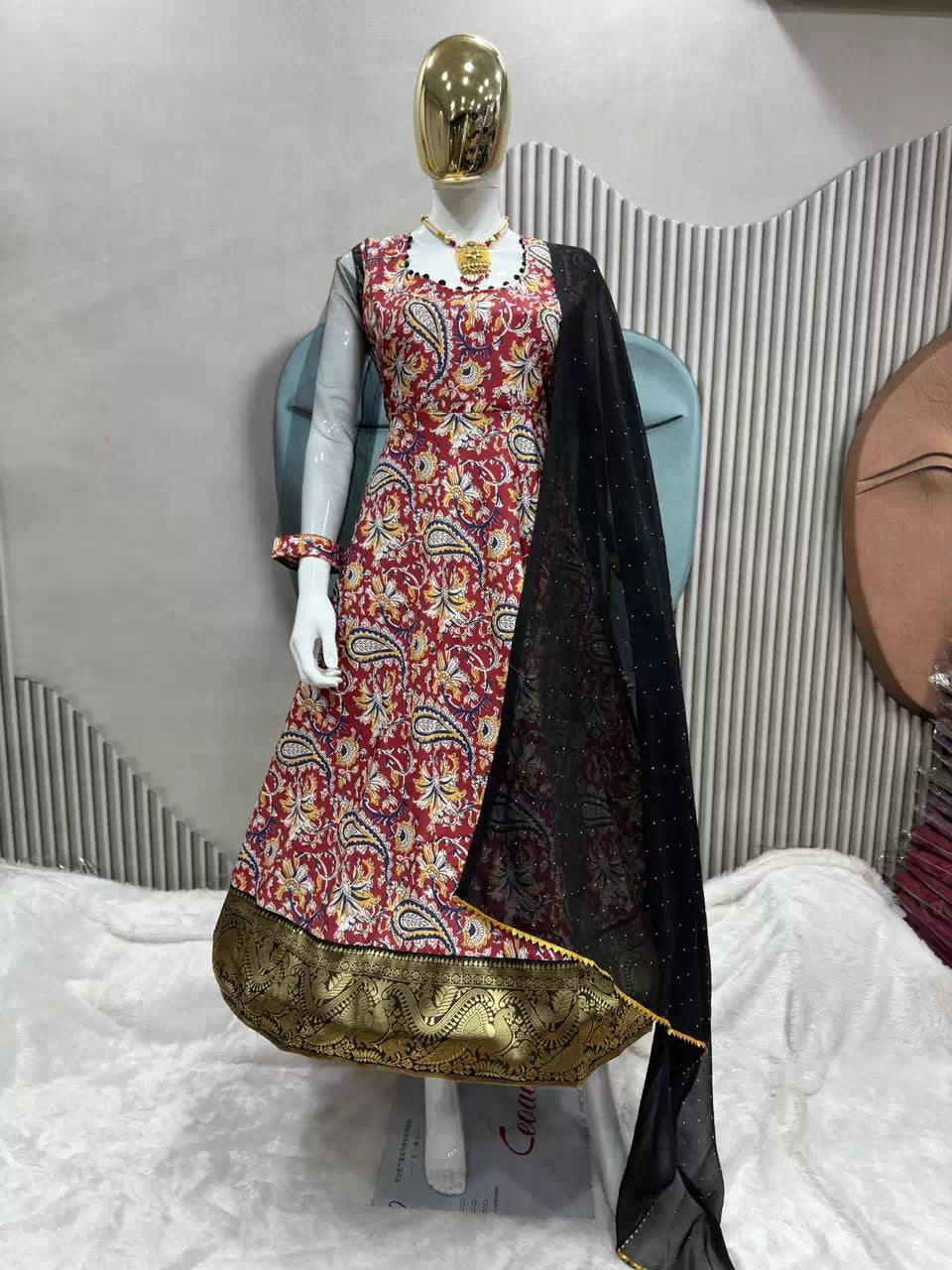 Kalamkari Print Maxi With Jacquard Silk Border & Dupatta