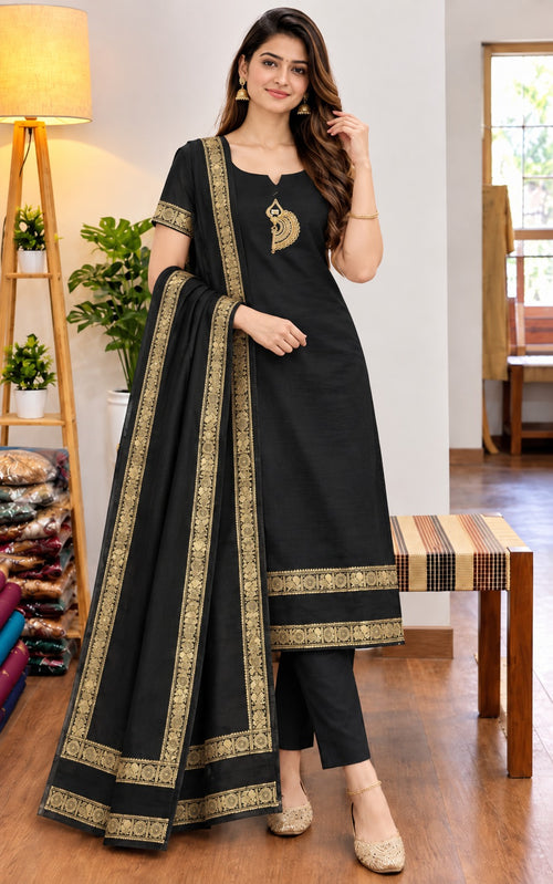Chettinad Cotton Vel Symbol Embroidered Kurti with Dupatta