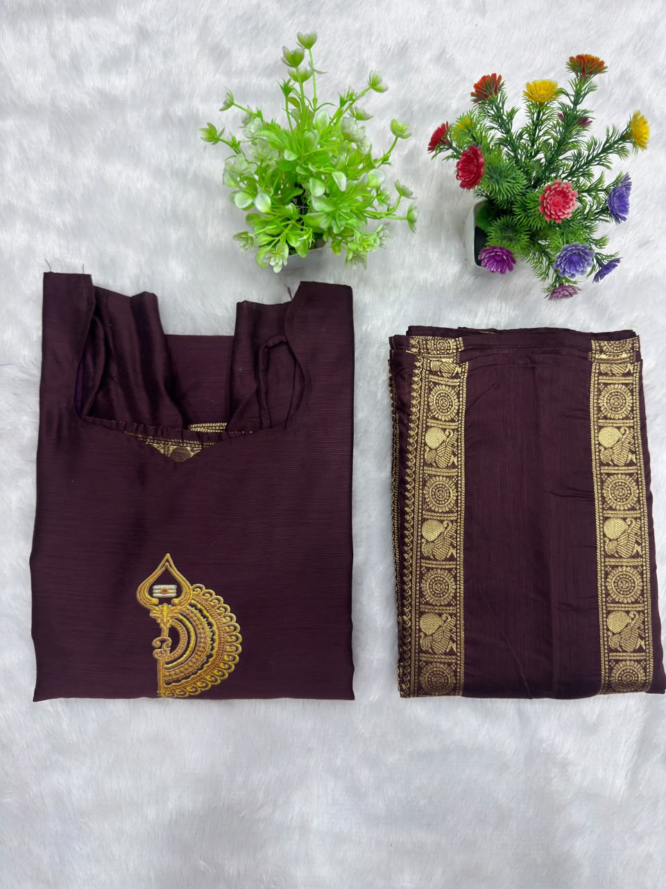 Chettinad Cotton Vel Symbol Embroidered Kurti with Dupatta