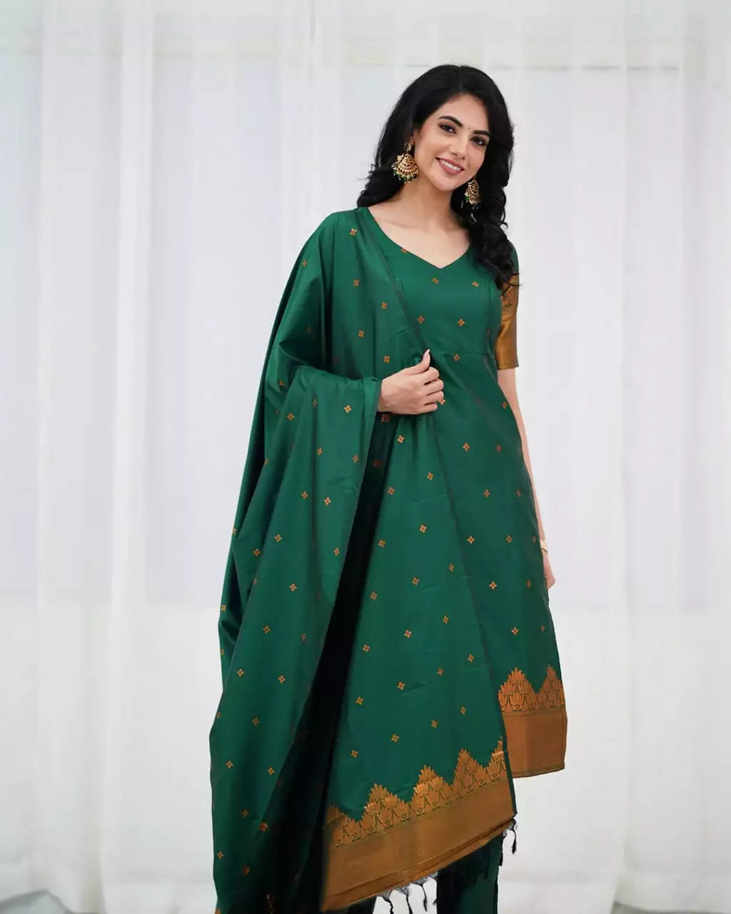 Elegant Straight Kurti Pant Dupatta Set