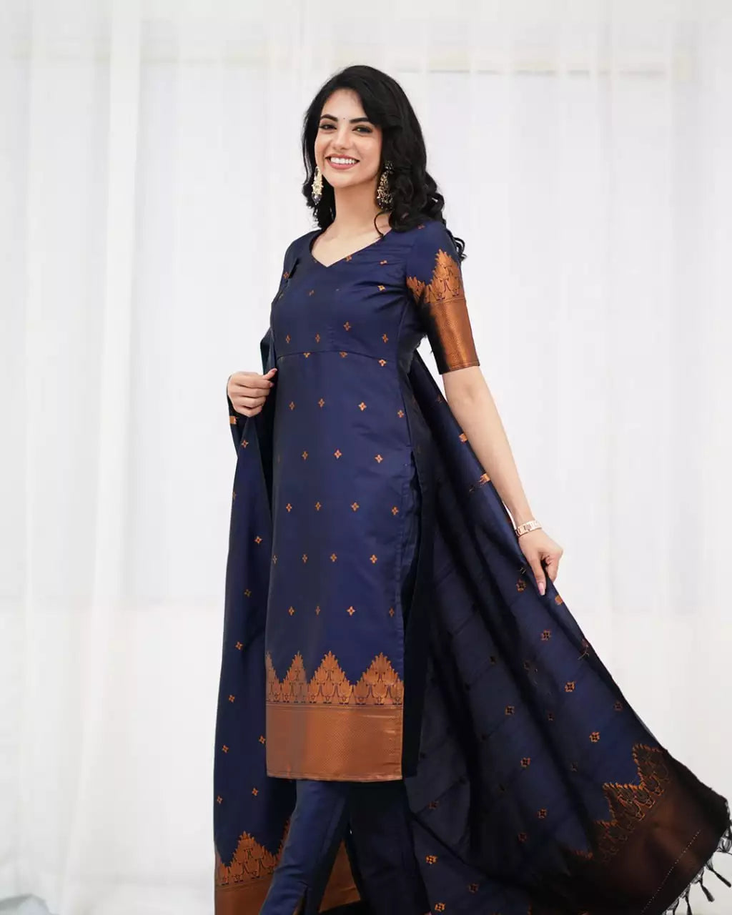 Elegant Straight Kurti Pant Dupatta Set